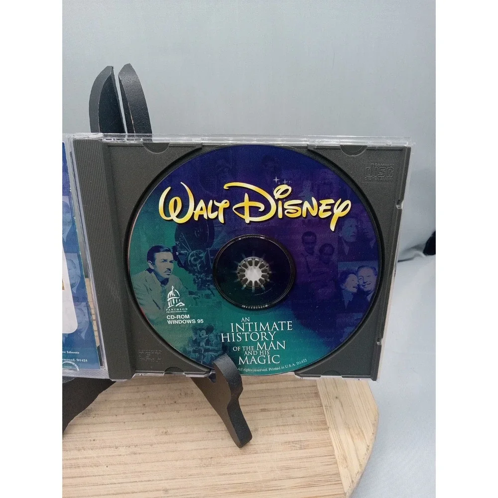 WALT DISNEY - An Intimate History of the Man and‎ His Magic (Windows PC, 1998)